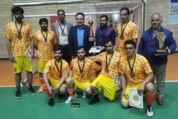 کسب مقام سوم تیم فوتسال کارخانه سیمان باقران