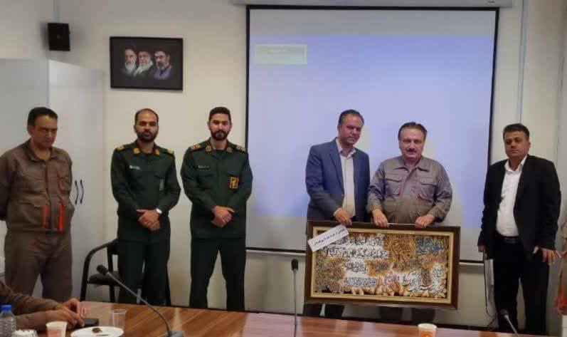 دیدار و تجلیل از مدیر عامل شرکت سیمان باقران